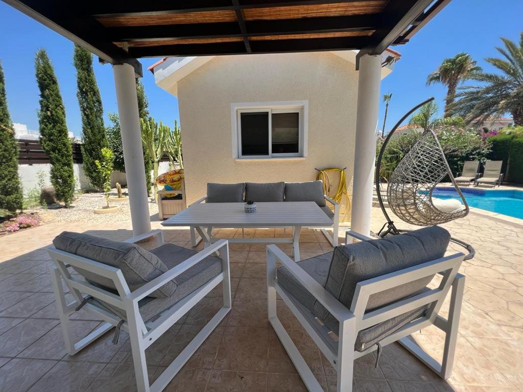 Villa Tamara With Private Pool Peyia Bagian luar foto