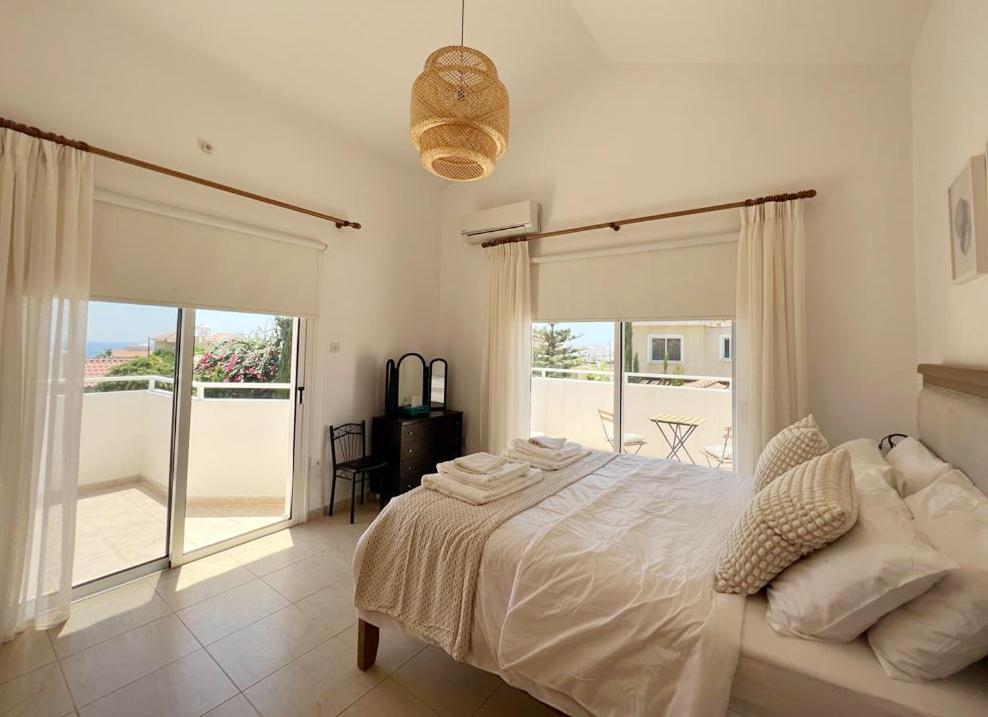 Villa Tamara With Private Pool Peyia Bagian luar foto